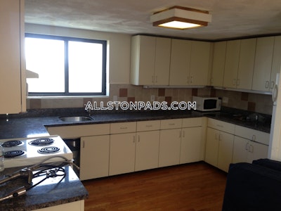Allston 3 Beds 2 Baths Boston - $4,300 No Fee